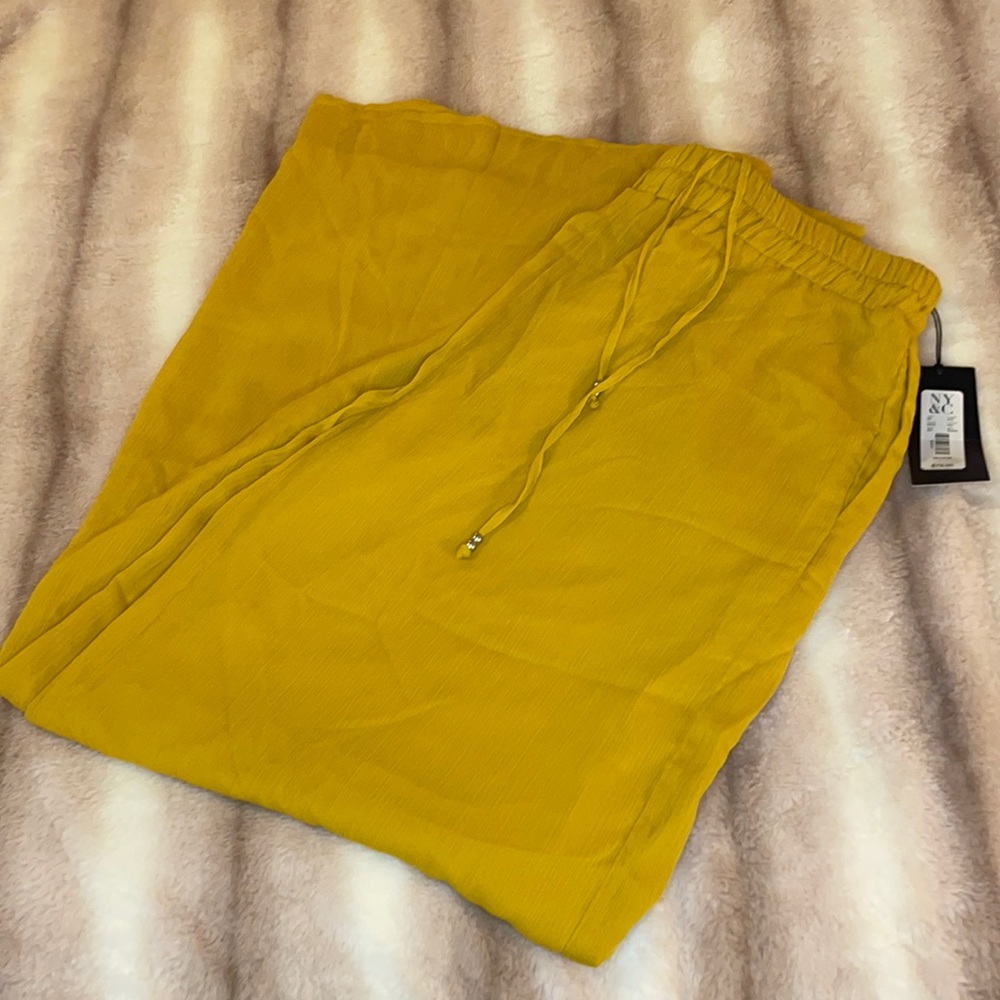 ✨2/$25 Gabrielle Union NY&Co Pants